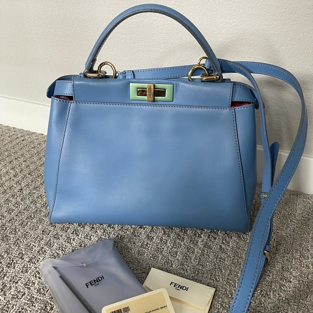 SOLD 🚫 FENDI Peekaboo Iconic Satchel Medium